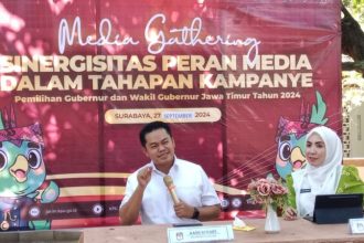 Ketua KPU Jawa Timur Aang Kunaifi di acara Media Gathering di Surabaya. (Foto : Roi/siginews.com)