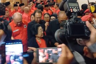 Ketua Umum PDI Perjuangan, Prof. Dr. (H.C) Hj Megawati Soekarnoputri menghadiri konsolidasi internal PDIP se Jatim di Hotel Shangrila Surabaya. (Foto : roi)