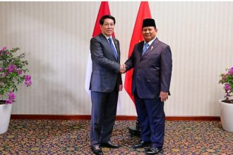 Presiden Prabowo Subianto mengadakan pertemuan bilateral dengan Presiden Republik Sosialis Vietnam, Luong Cuong, di hotel tempat Presiden Prabowo bermalam di Lima, Peru, pada Jumat (15/11/2024). (Foto: BPMI Setpres/Muchlis Jr)