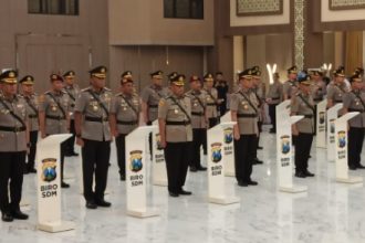 Sertijab pejabat utama dan kapolres jajaran Polda Jatim di gedung Mahameru komplek Mapolda Jatim. (Foto : Polda Jatim)