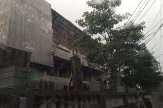 Pembongkaran kantor Dinas Perumahan Rakyat, Kawasan Permukiman dan Cipta Karya (PRKPCK) Jawa Timur Diduga melanggar prosedur. (Foto : siginews.com)