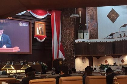 Sidang Paripurna agenda Raperda tentang Pertanggungjawaban Pelaksanaan APBD Tahun Anggaran 2024, di gedung DPRD Jatim, Jalan Indrapura, Surabaya, Rabu (28/5/2025).
