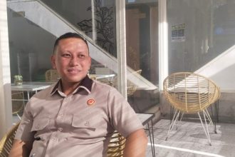 Rosadin Penglima GRIB Jaya Jatim dan juga kuasa hukum Tri Kumala Dewi