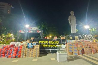 Suasana di Posko Rakyat Jawa Timur Menggugat. (foto : jero)